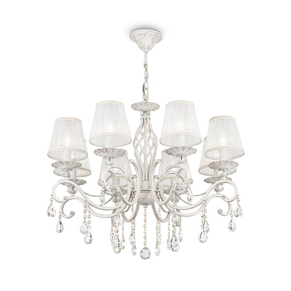 Kronleuchter mit Lampenschirmen und Kristallanhängern