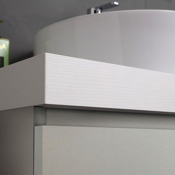 Detailaufnahme eines Waschbeckenunterschranks mit Waschbecken