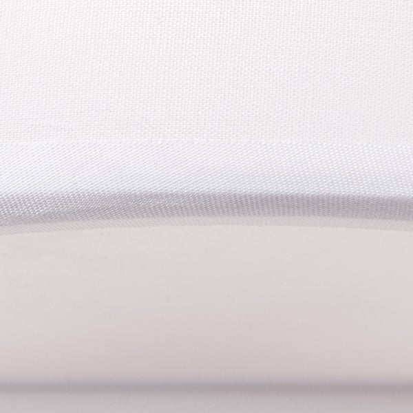 Detailansicht eines Lampenschirms mit textiler Struktur.