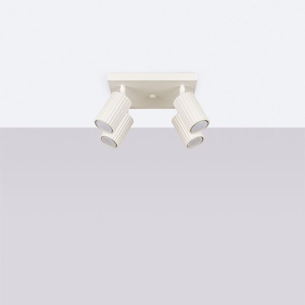 Deckenleuchte mit vier Strahlern