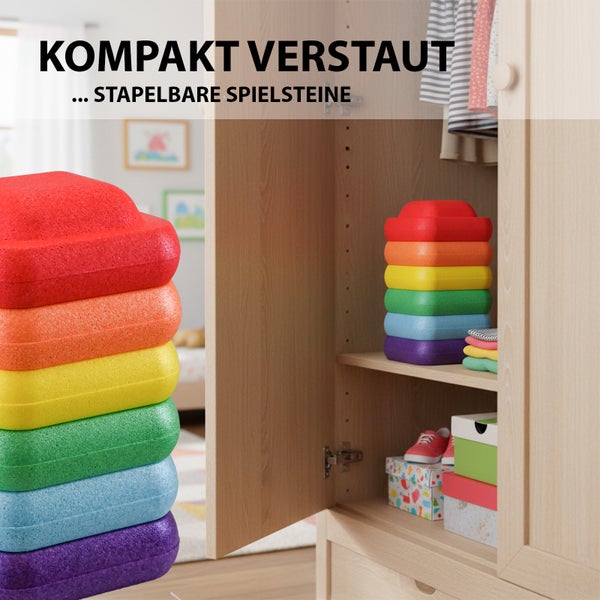 Szene mit einem Stapel Spielsteine in Regenbogenfarben und einem offenen Holzschrank