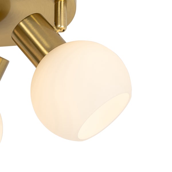 Deckenleuchte mit runden Lampenschirmen