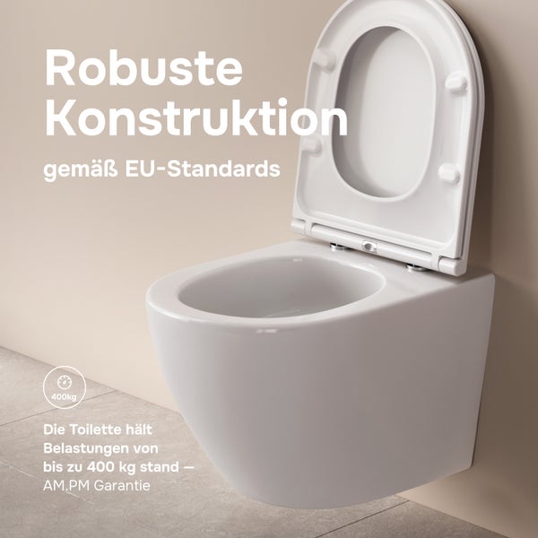 Wandhängendes WC mit WC-Sitz, robuste Keramikkonstruktion mit 400 Kilogramm Belastbarkeit gemäß EU Standards.