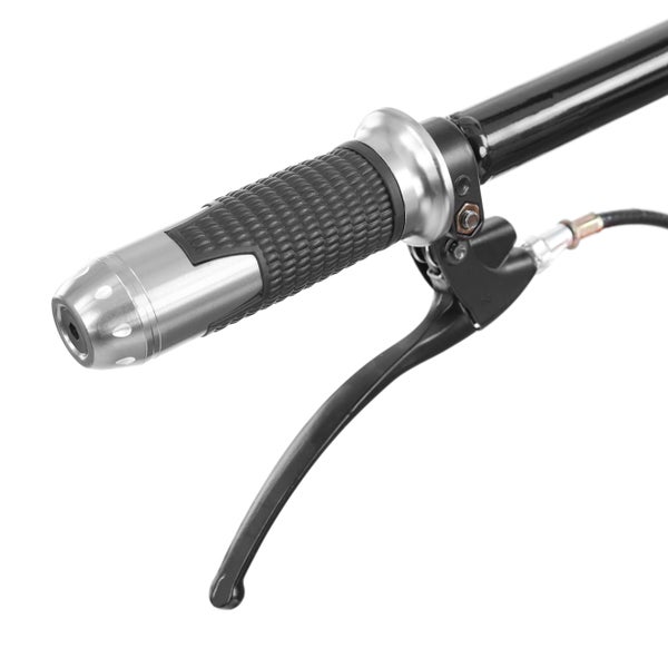 Nahaufnahme eines schwarzen Lenkergriffs mit silbernen Metallelementen und einem schwarzen Bremshebel.