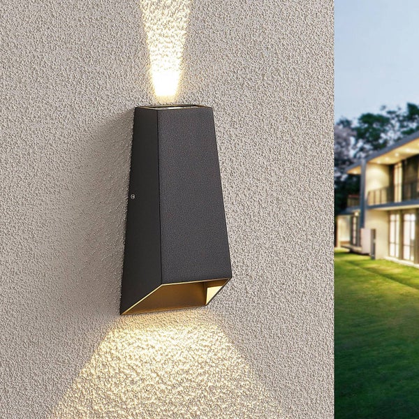 Lucande LED Wandleuchte außen Dagur (spritzwassergeschützt (Modern) in Schwarz aus Aluminium (1 flammig, ) - Außenwandleuchten Wandlampe Led Außenlampe Outdoor für Außenwand/Hauswand