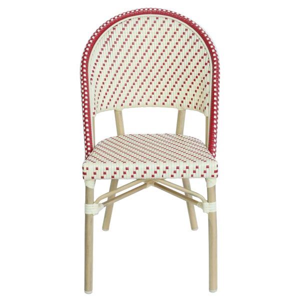 Bistro-Stuhl mit rot-weißem Geflecht und Gestell in Holzoptik.