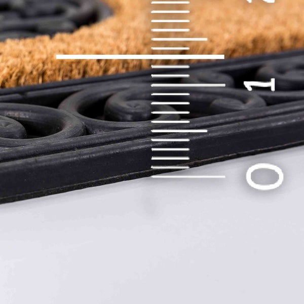 Fußmatte aus Kokosfaser mit Gummirand im Detail