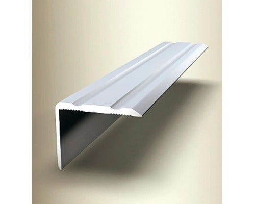 Treppenkantenprofil aus Aluminium mit geriffelter Oberfläche.