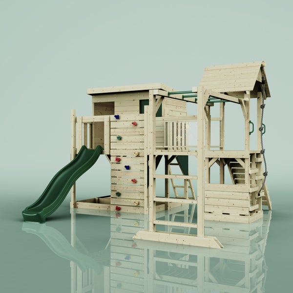 Spielturm aus Holz mit Rutsche, Kletterwand und Seil