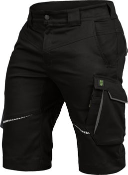 Schwarze Arbeitsshorts mit Cargotasche, Gürtelschlaufen und reflektierenden Elementen.