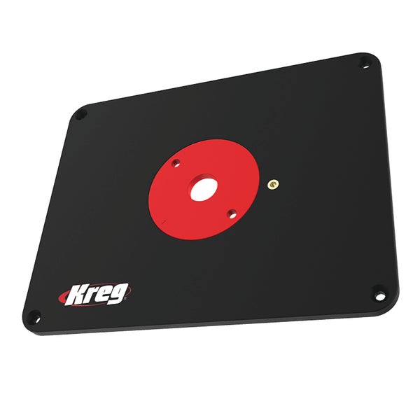 Kreg Einlegeplatte für Frästische aus schwarzem Kunststoff mit einem roten Einsatz und Kreg Logo.