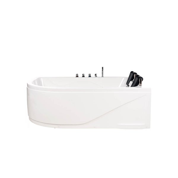 Moderne Eckbadewanne mit integrierten Armaturen und Kopfstützen aus Kunststoff.