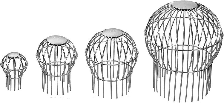 Laubfangkorb aus Edelstahl für Dachrinnen-Fallrohre in vier verschiedenen Größen.