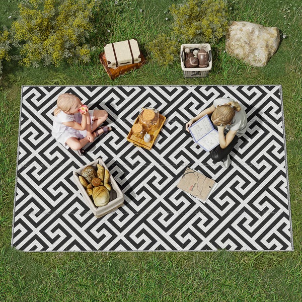 Outsunny Outdoor-Teppich, Kunststoffteppich mit Doppelseitigem Design, Wasserabweisender Balkonteppich, für Terrasse, Camping, Schwarz+Weiß, 152 x 243 cm
