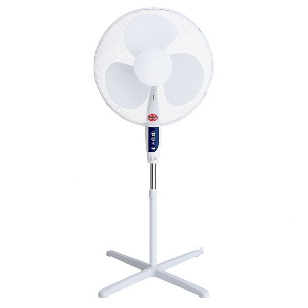 Weißer Standventilator mit drei Flügeln, Schutzgitter, höhenverstellbarem Stativ und Kreuzfuß.
