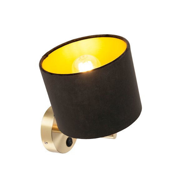 Wandleuchte mit schwarzem Lampenschirm und Schalter