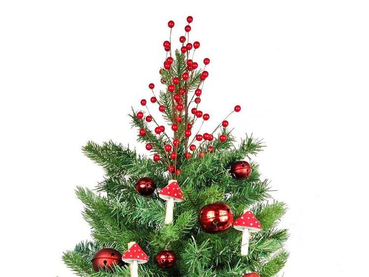 Weihnachtsbaumspitze mit roten Beeren sowie Pilz und Glocken Dekoration für die Weihnachtsbaumspitze