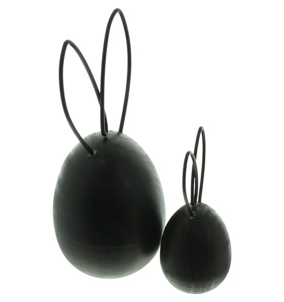 Dekorative Hasenfiguren aus Holz für Ostern