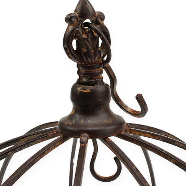 Detail einer dekorativen Hängevorrichtung aus Metall