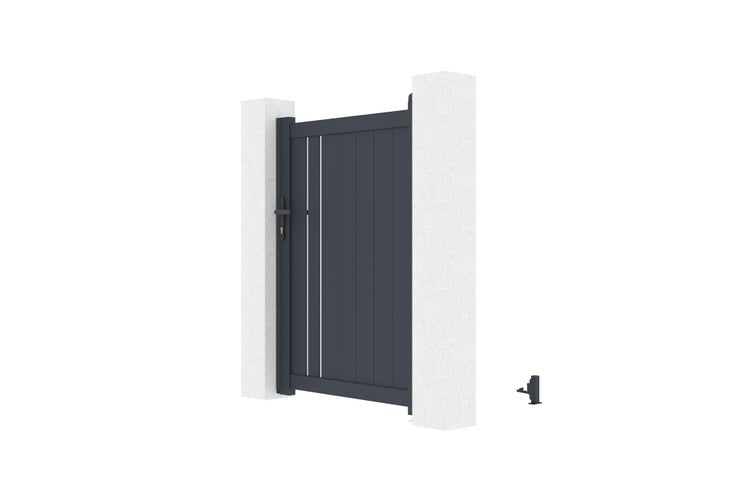 Modernes Gartentor aus Aluminium in Anthrazit mit vertikalen Lamellen, Griff und Schloss zwischen zwei weißen Pfosten.