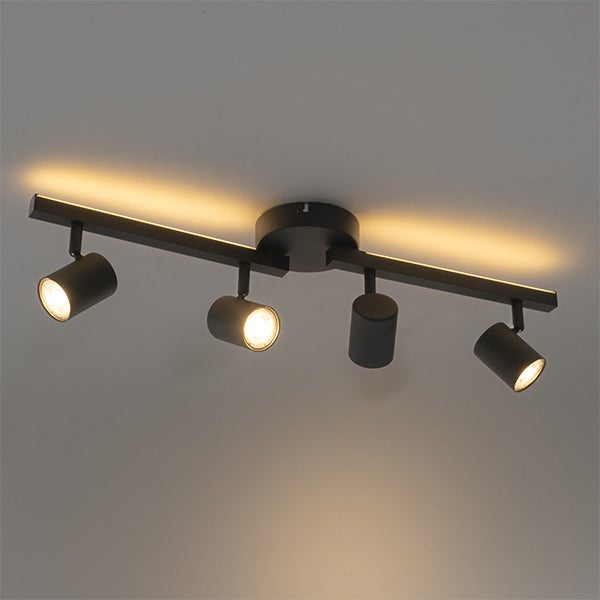 Deckenleuchte mit vier Strahlern