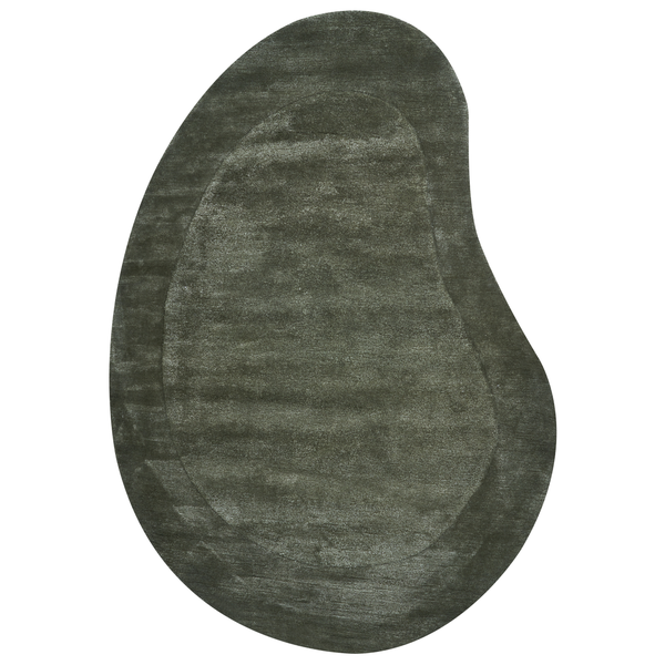 Unregelmäßig geformter Teppich
