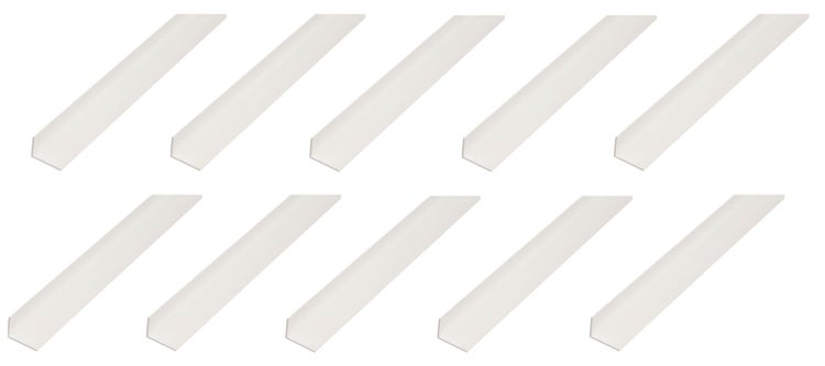 Set von zehn Kunststoff Eckleisten in L Form zur Kantenverkleidung für den Innenausbau.