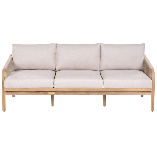 Dreisitzer Gartensofa aus Holz mit Polsterkissen und Seilelementen an den Armlehnen.