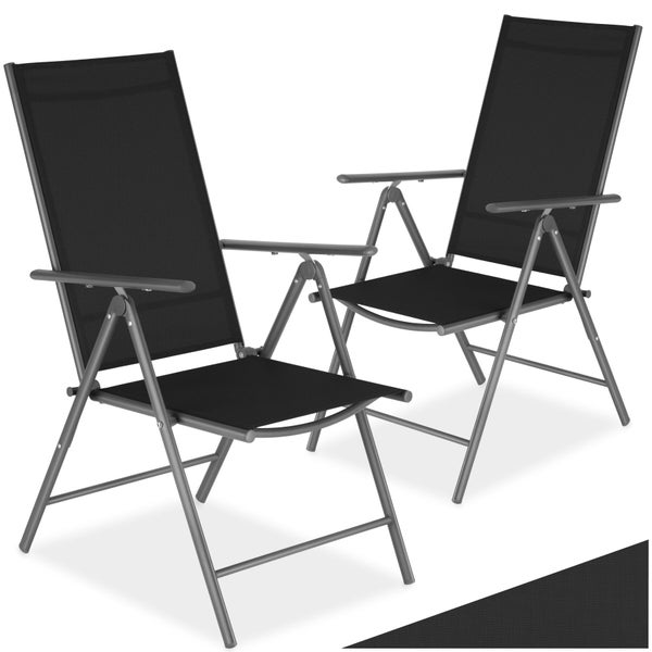 Zwei klappbare Gartenstühle mit Metallgestell und Sitzbezug aus Textilgewebe.