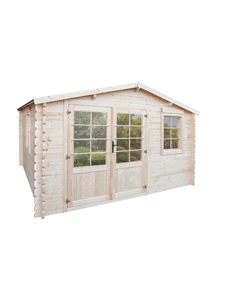 Gartenhaus aus hellem Holz mit Doppeltür und Fenstern im Blockbohlenbau