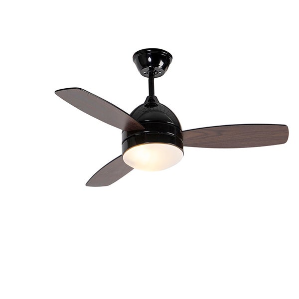 Deckenventilator mit drei Ventilatorflügeln und integrierter Deckenleuchte für Innenräume.