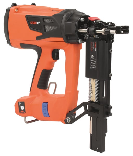 Gasbetriebener Zaunklammerer von Stockade für kabelloses Arbeiten, geeignet für Krampen bis 40 Millimeter Länge.