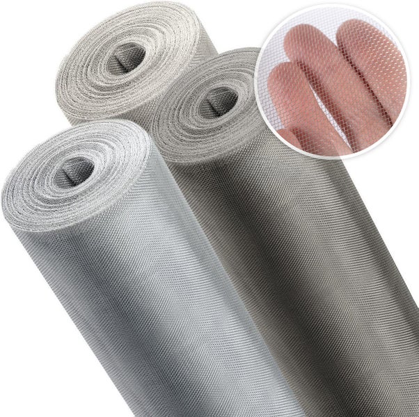 Rollen feinmaschiges Insektenschutzgewebe mit einer Detailansicht der Gewebestruktur und Transparenz.