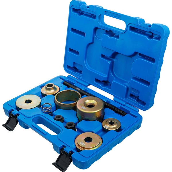 Werkzeugsatz im blauen Koffer