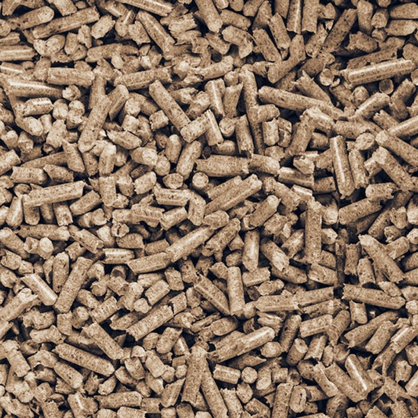 Nahaufnahme von Holzpellets für Pelletöfen und Heizungen.