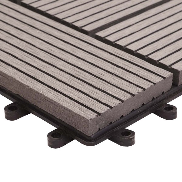 WPC-Klickfliese für Terrasse und Balkon mit geriffelter Oberfläche und Klicksystem.