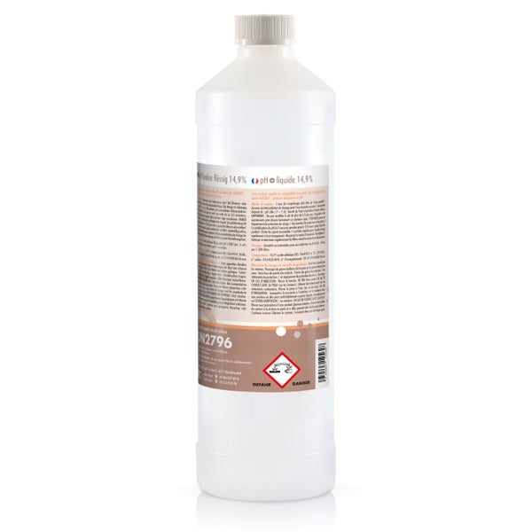 Flüssiger pH-Senker in einer Kunststoffflasche mit Gefahrensymbol