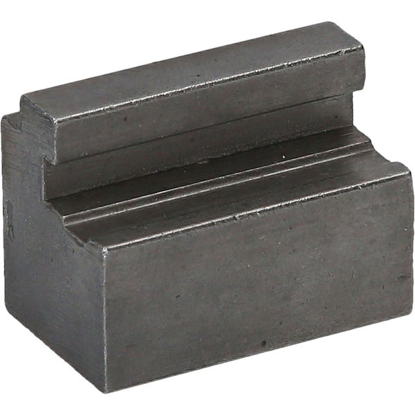 Betonarbeiten mit Schalungszwingen und Holzelementen