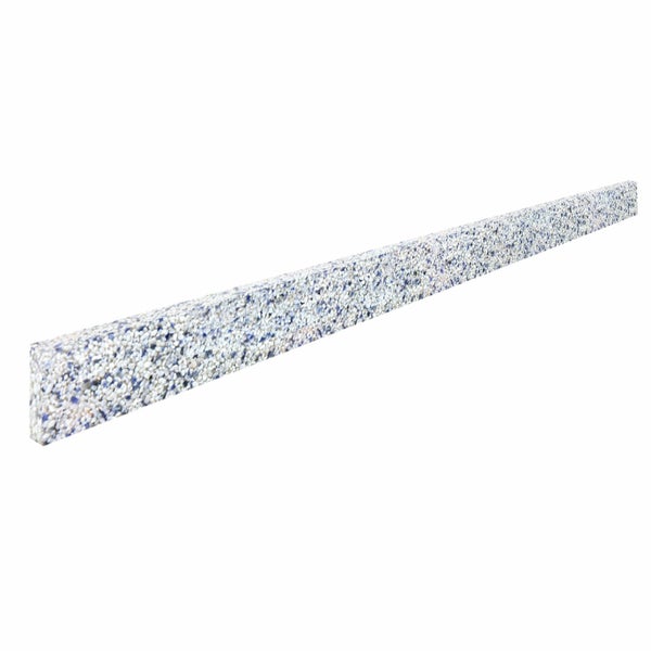 Schmale Kieselleiste in Steinoptik für Wand- oder Bodenabschlüsse.