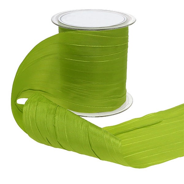 Dekoratives Band auf einer Spule für Bastelarbeiten