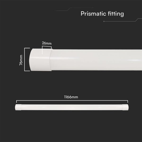Prismatische Leuchte mit den Maßen 76 mm x 26 mm x 1166 mm
