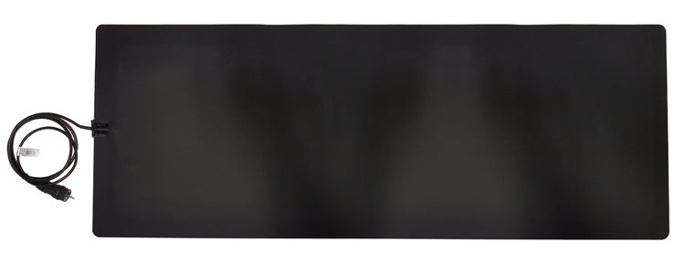 Schwarze Heizmatte mit Stromkabel