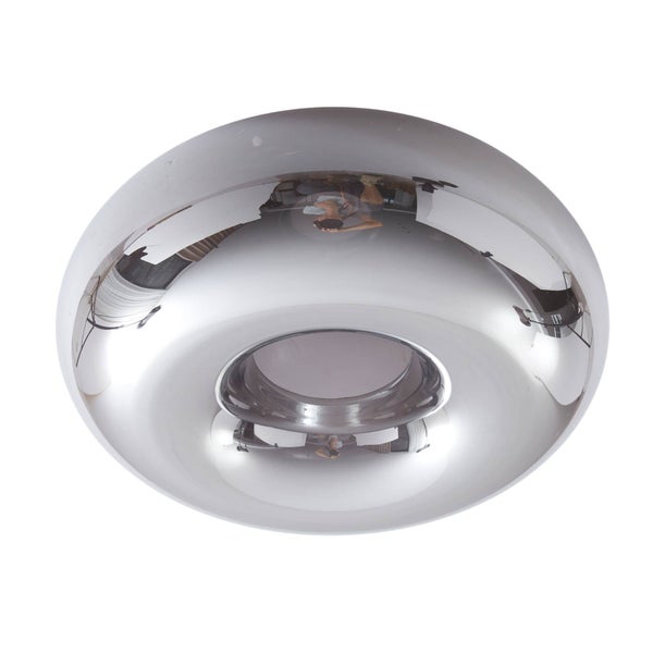 Runde Deckenleuchte aus glänzendem Chrom in Donut-Form mit reflektierender Oberfläche.