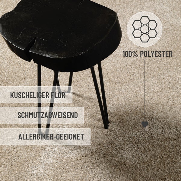 Teppich aus 100 Prozent Polyester mit kuscheligem Flor, schmutzabweisend und für Allergiker geeignet.