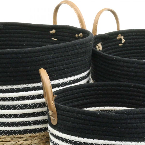 Dekorative Körbe mit Tragegriffen