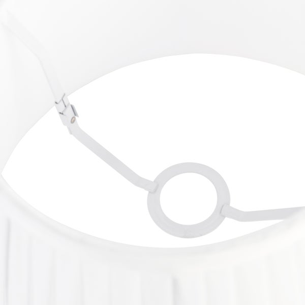 Detailansicht eines Lampenschirms mit Halterung