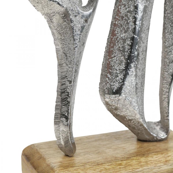 Dekorative Skulptur aus Aluminium auf Holzsockel