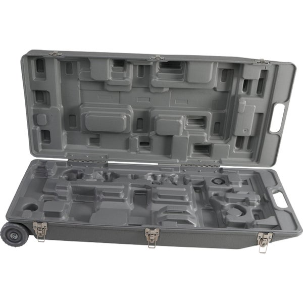 Offener, leerer Transportkoffer aus grauem Kunststoff mit Rollen und speziell geformten Innenfächern.