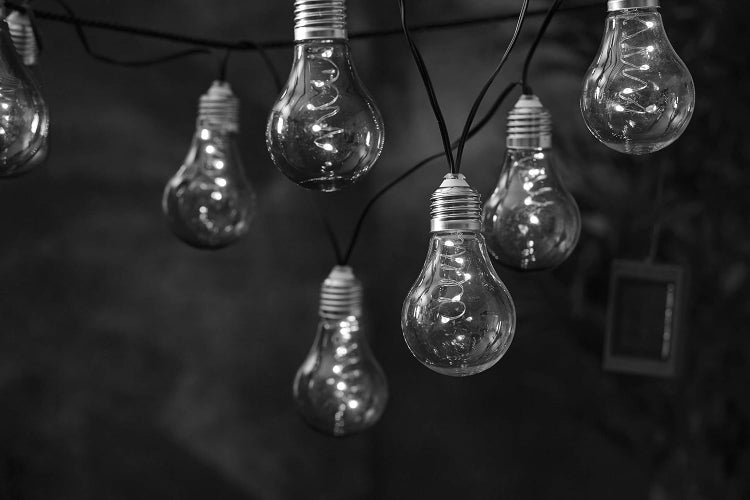 Lichterkette mit mehreren Glühbirnen