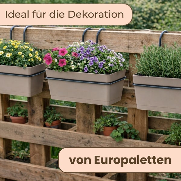 Rechteckiger Balkonkasten aus Kunststoff inklusive stabiler Metall-Halterung.